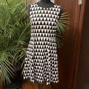 H&M Geometric Print Black White Fit & Flare Dress M